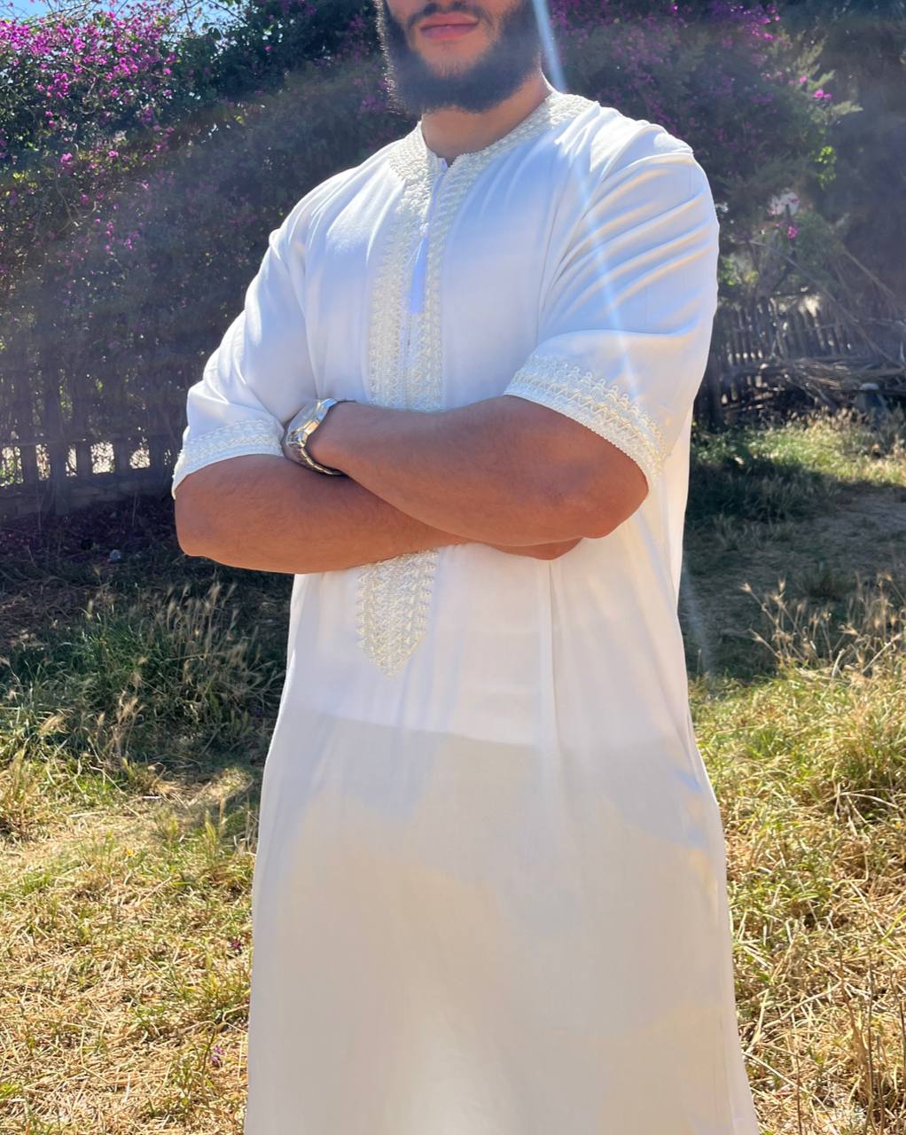 عباءة المتقن ابيض