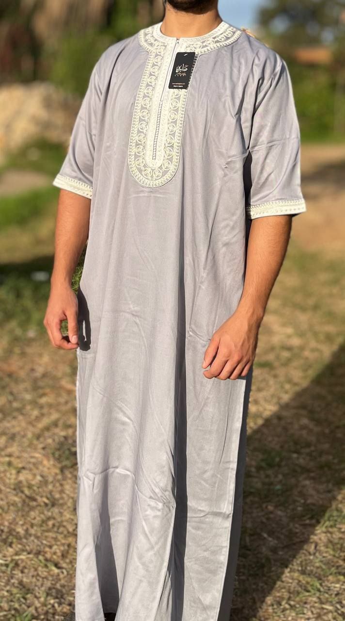 قميص الفارس رمادي